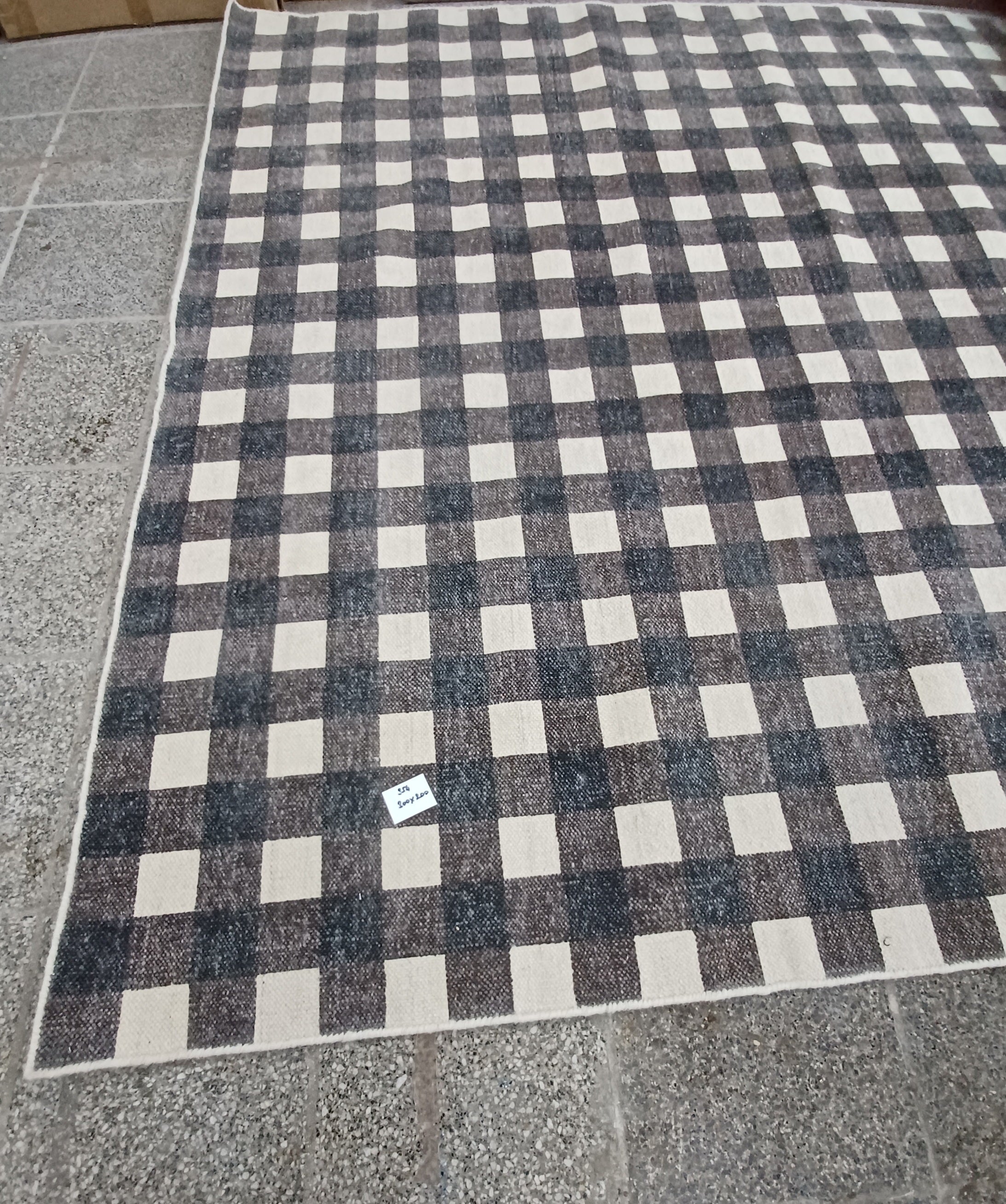 2475 Teppich